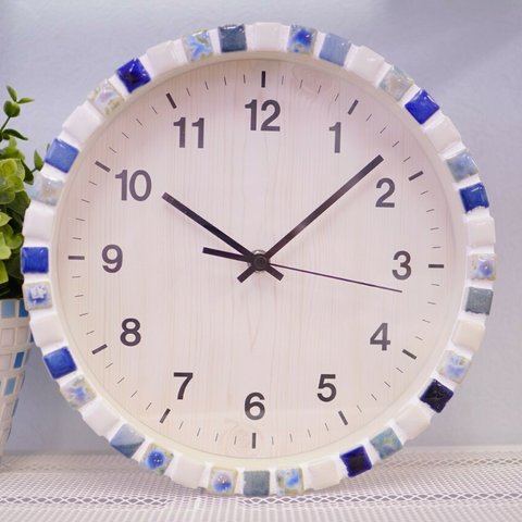 【電波時計】藍色モザイクタイルの時計Ａ