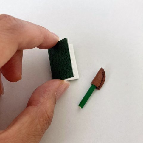 ミニ鉛筆と豆本セット緑【キャップ付き】