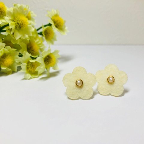 再販！可愛いFlowerピアス