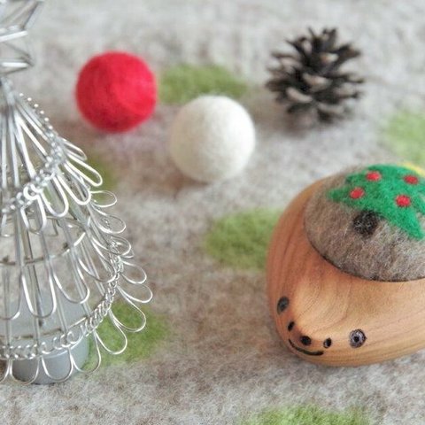 ハリネズミの羊毛ピンクッション【針山】クリスマスツリー