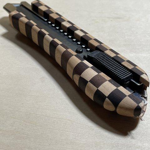 ギター材で作った木製グリップカッターナイフ～市松～