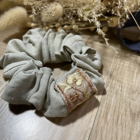 刺繍リボン ミニシュシュ