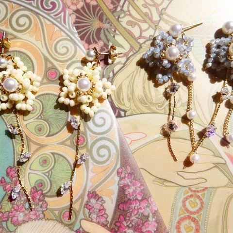 Gray pearl flower earrings