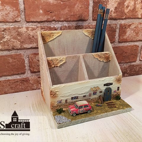 miniature house pencil holder3