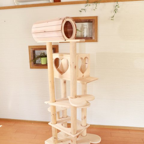 木製キャットタワー
