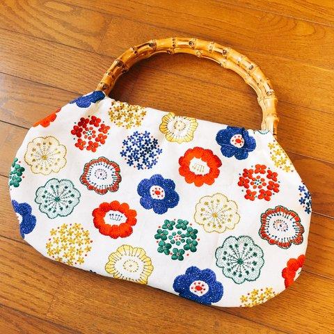 送料無料　個性派バンブーバッグ　花刺繍風　フラワー