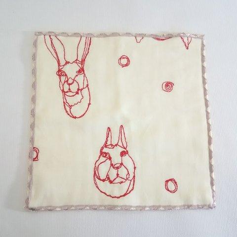 rabbit刺繍★Wガーゼのハンカチ