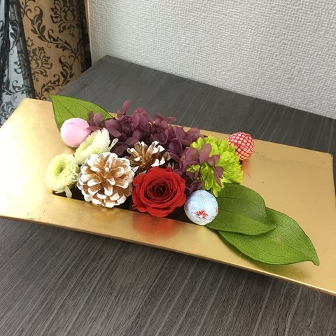ジパングクレタ・ゴールド【プリザ＋造花】お正月アレンジ
