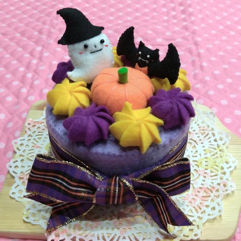 フェルトのハロウィンケーキ