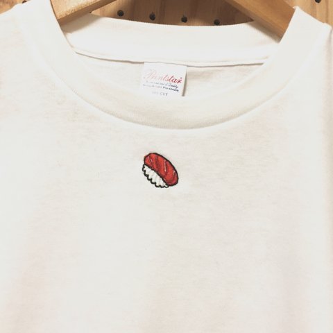 まぐろ刺繍Tシャツ