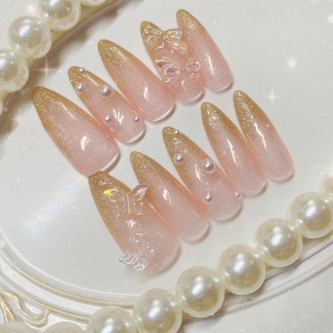 ちゅるん✨Butterfly🦋nail