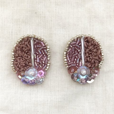  【embroidery series】calm (pierce or earring)