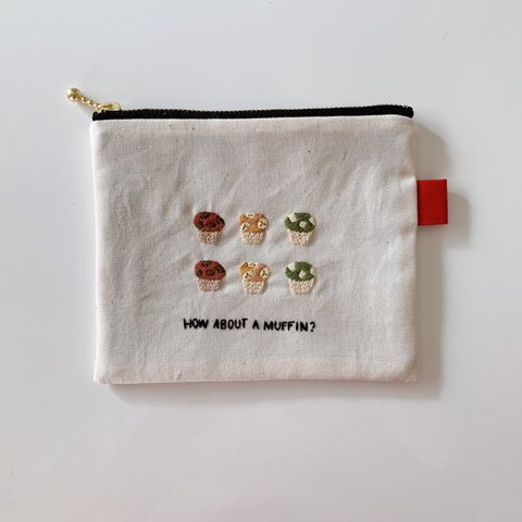 【手刺繍】マフィンの刺繍ポーチ【14cmファスナー使用】チョコ　バナナ　抹茶