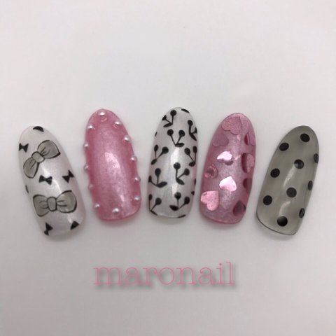 ゆめかわ🦄💓ブラックピンクネイルチップ💅