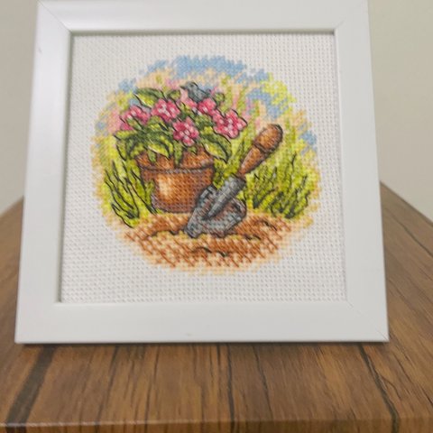 gardening🌷クロスステッチ刺繍額