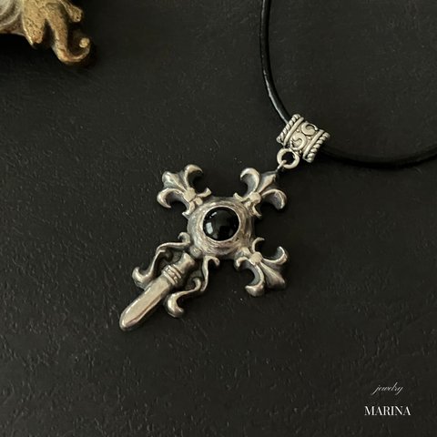 {オニキス}Cross Star ネックレス silver