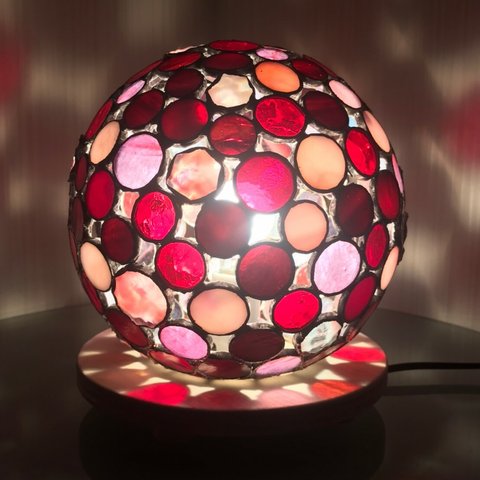 ステンドグラスの球体ランプ【WINE RED】