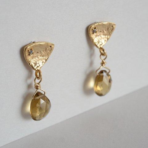 STONE ビアクォーツトライアングルピアス