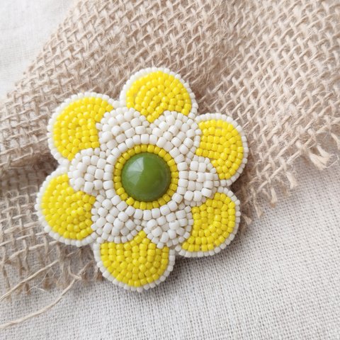 ビーズ刺繍ブローチ Feston イエロー反転