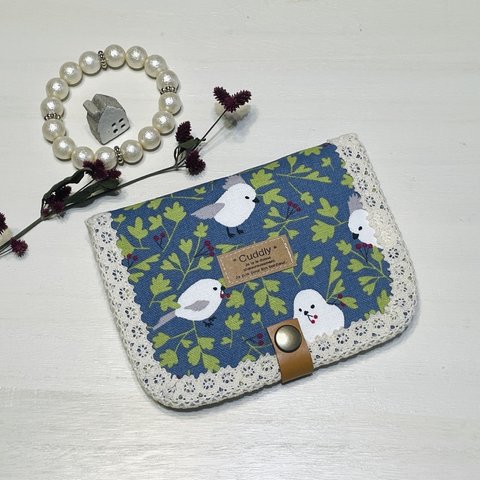 【B】可愛いシマエナガさん柄♡　二つ折り財布　カード入れ・コインケース付き　コンパクト　ミニ財布