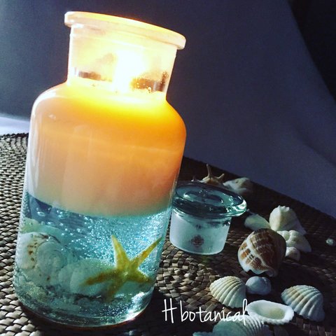 Sea bottle candle