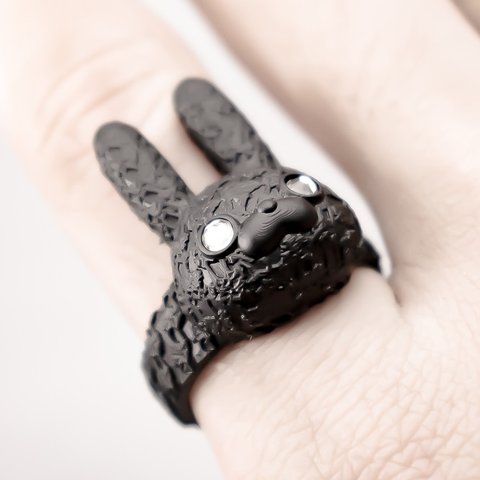 刺繍兎”些” / Lace RABBIT "tiny" ring