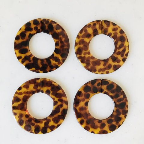 Leopard Brown Circle Connector