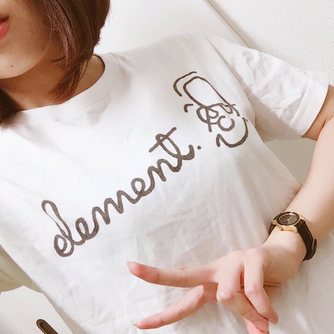 ロゴTシャツ