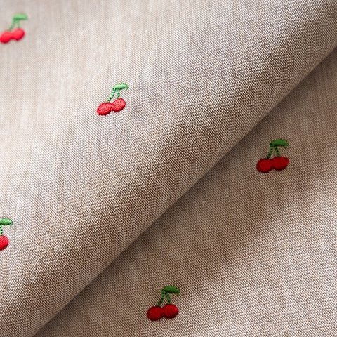 刺繍生地 【さくらんぼ/ココア/ダーク】 カットクロス 綿ポリ