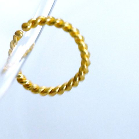 sold k24 Solid Gold　twist イヤーカフ