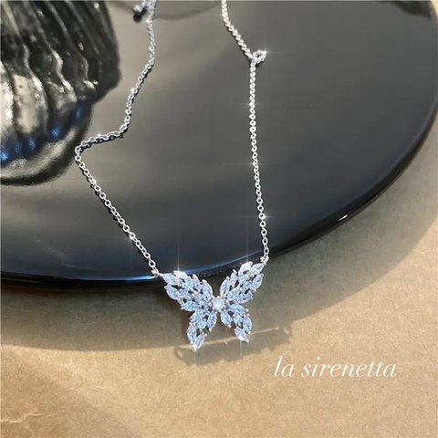 受注製作 ネックレス ＊ watermark butterfly necklace