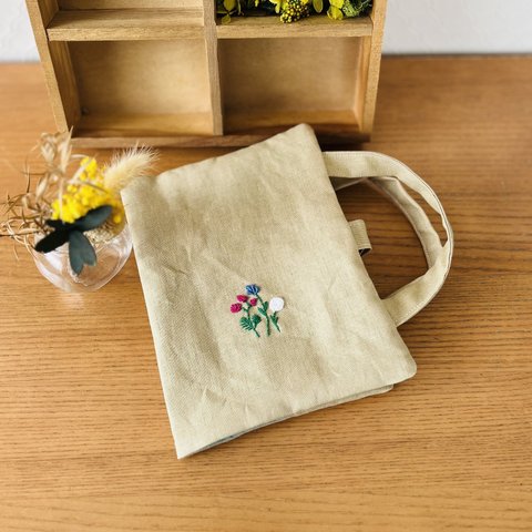 ブックカバー*御朱印帳入れ*お花刺繍コットンリネン　299