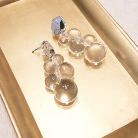 🫧 アクリル透明 つぶつぶピアス 🫧