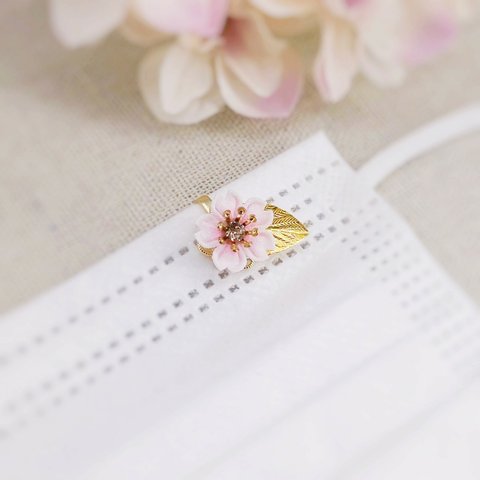 桜のマスクチャーム mini -花の宴-　∗つまみ細工∗