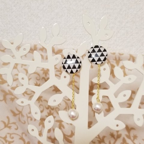 おとなかわいいモノトーン♡イヤリング（ピアス）