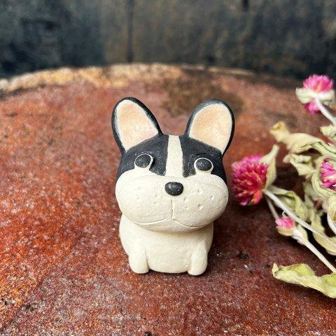 フレンチブルドッグ　子(パイド）　O-401-1　　陶製/French bulldog/法國鬥牛犬