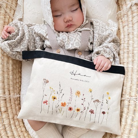 canvas pouch / meadow flower | ポーチ | 名入れ | 出産祝い | オムツ入れ | 母子手帳