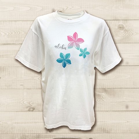 ハワイアンデザインTシャツ プルメリアのイラスト 南国のお花 ノースショア ハワイ 半袖カットソー グラデーション