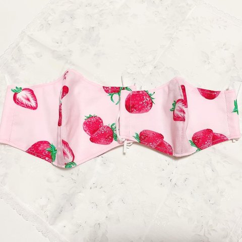 いちご柄のマスク🍓 2枚セット