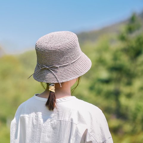 《BUCKET》大人麦わら帽子 M〜L グレージュ バケットハット