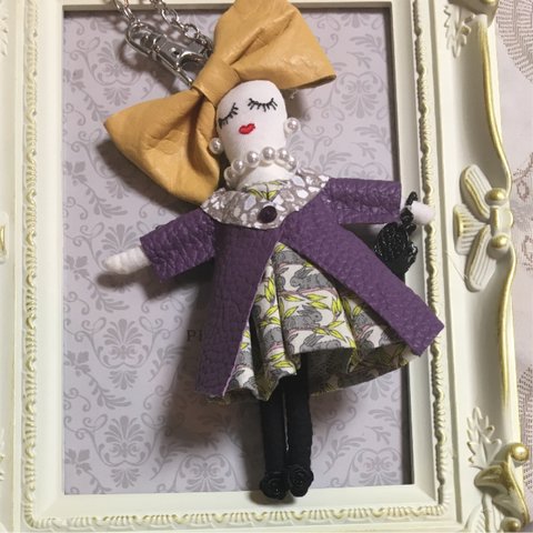 バッグチャームdollちゃん