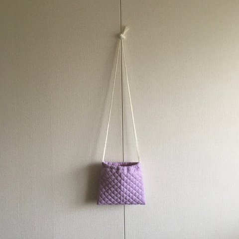 【lavender  pochette】ラベンダーカラーのキルティング生地で作った巾着型ポシェット