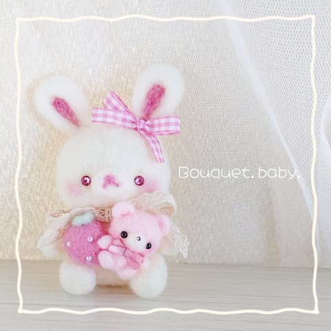 うさマスコット🐰リボン୨୧キッズ୨୧プレゼントにも💛  Bouquet&baby