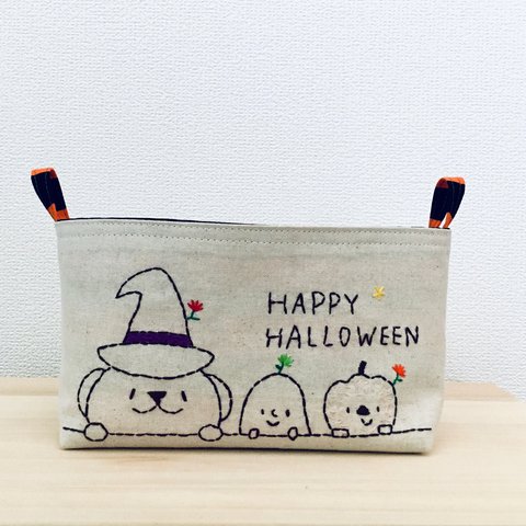 ハロウィンのお菓子入れ