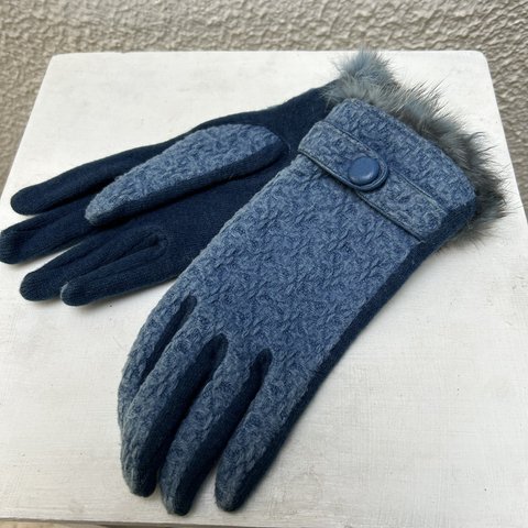 天然藍染の手袋