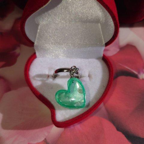 jade heart ring silver 1