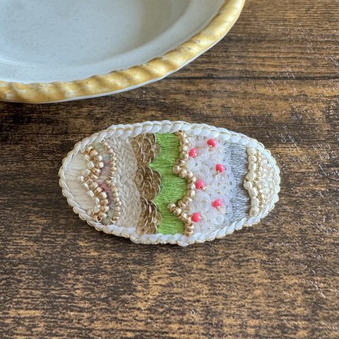 刺繍ぱっちんピン