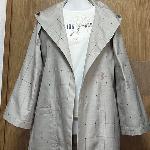 着物リメイク　つばめ　紬のフード付きジャケット　L〜LLサイズ