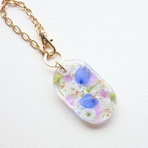 本物のお花のバッグチャーム/キーホルダー　レジンアクセサリ―