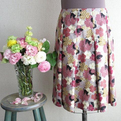 和風猫柄　春夏素材のソフトプリーツスカート